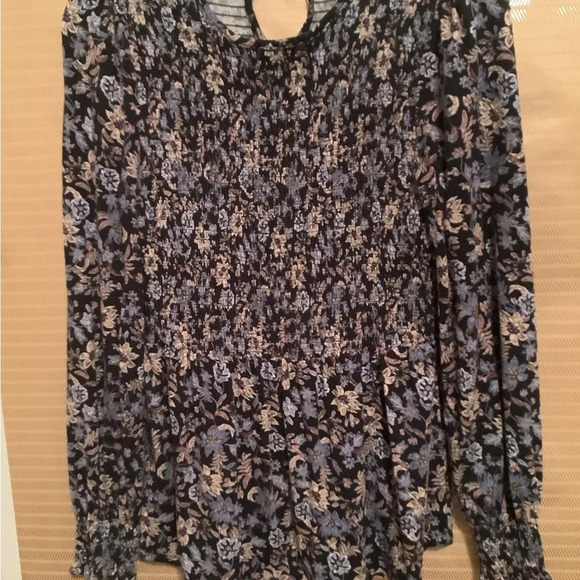 GOOD HART~PEPLUM HEM BLOUSE~ XS - Picture 5 of 6